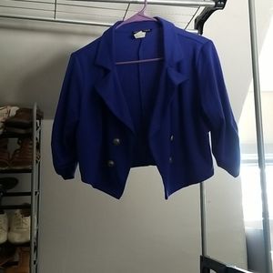 Women's crop blazer